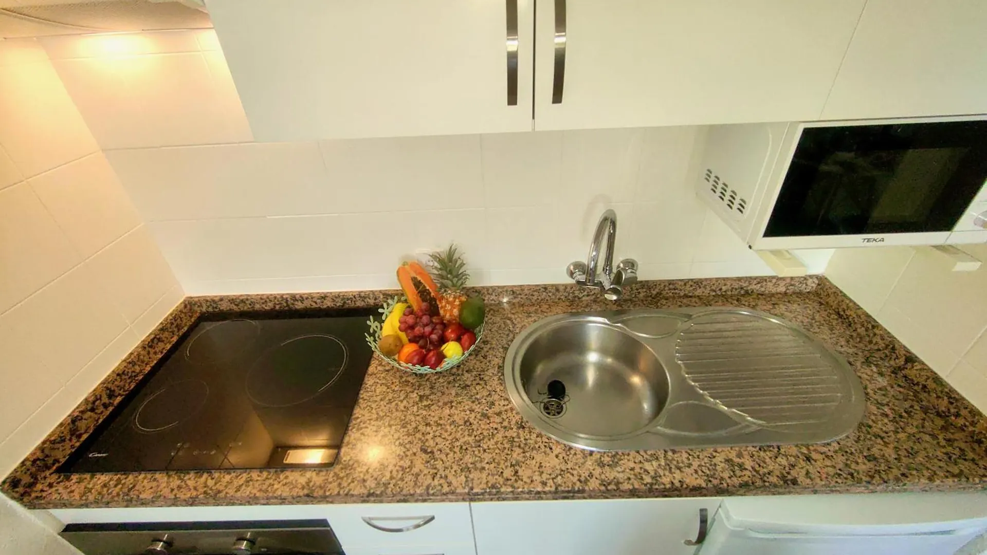 Alba Garden View Heated Pool - Golf Del Sur Apartment San Miguel de Abona Spain